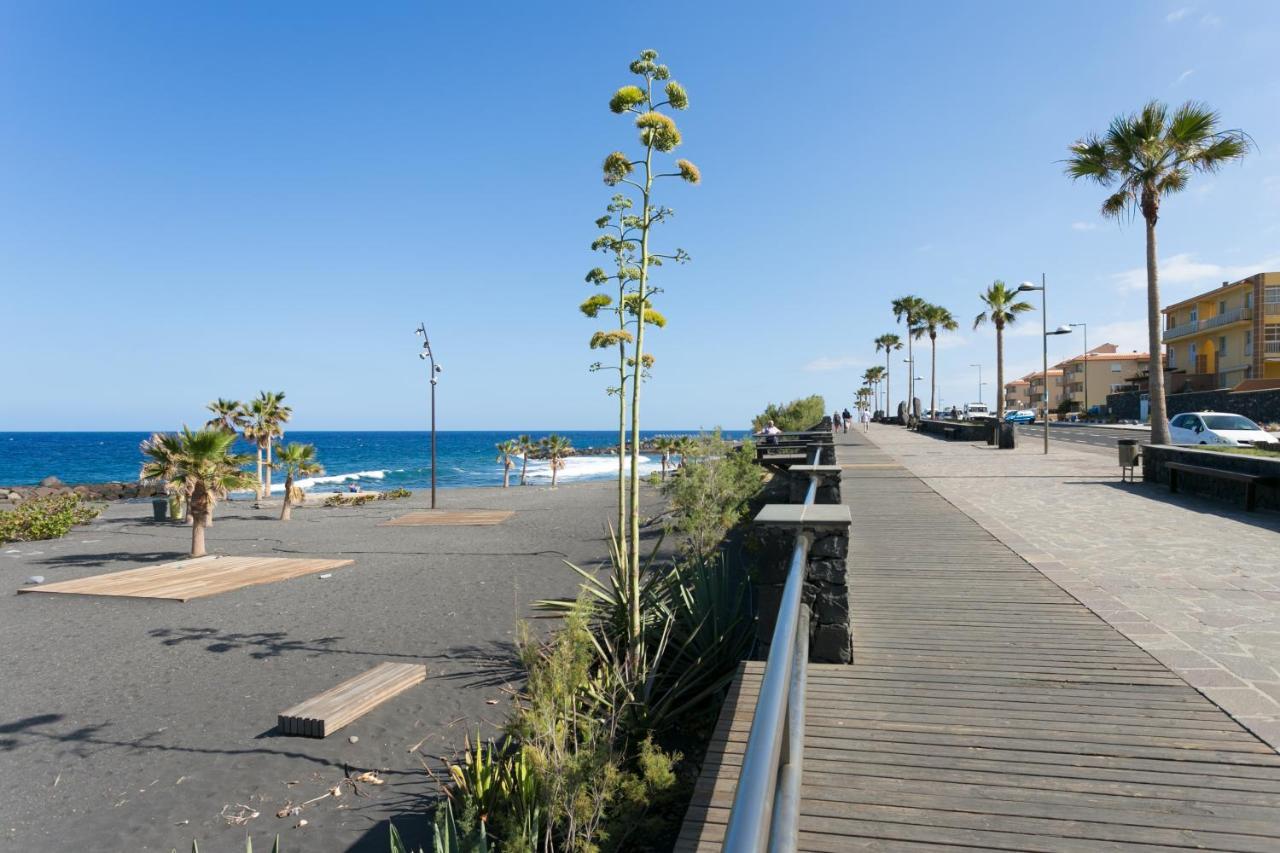 Home2Book Stunning Beachfront House With Sea Views Candelaria Exterior foto