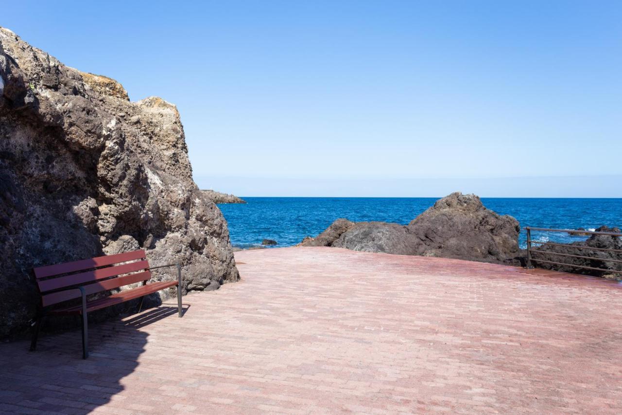 Home2Book Stunning Beachfront House With Sea Views Candelaria Exterior foto